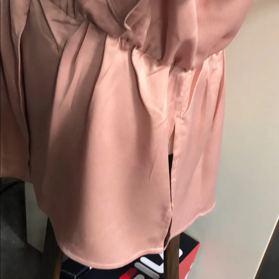 New Gianni Bini silk like top - Image 3