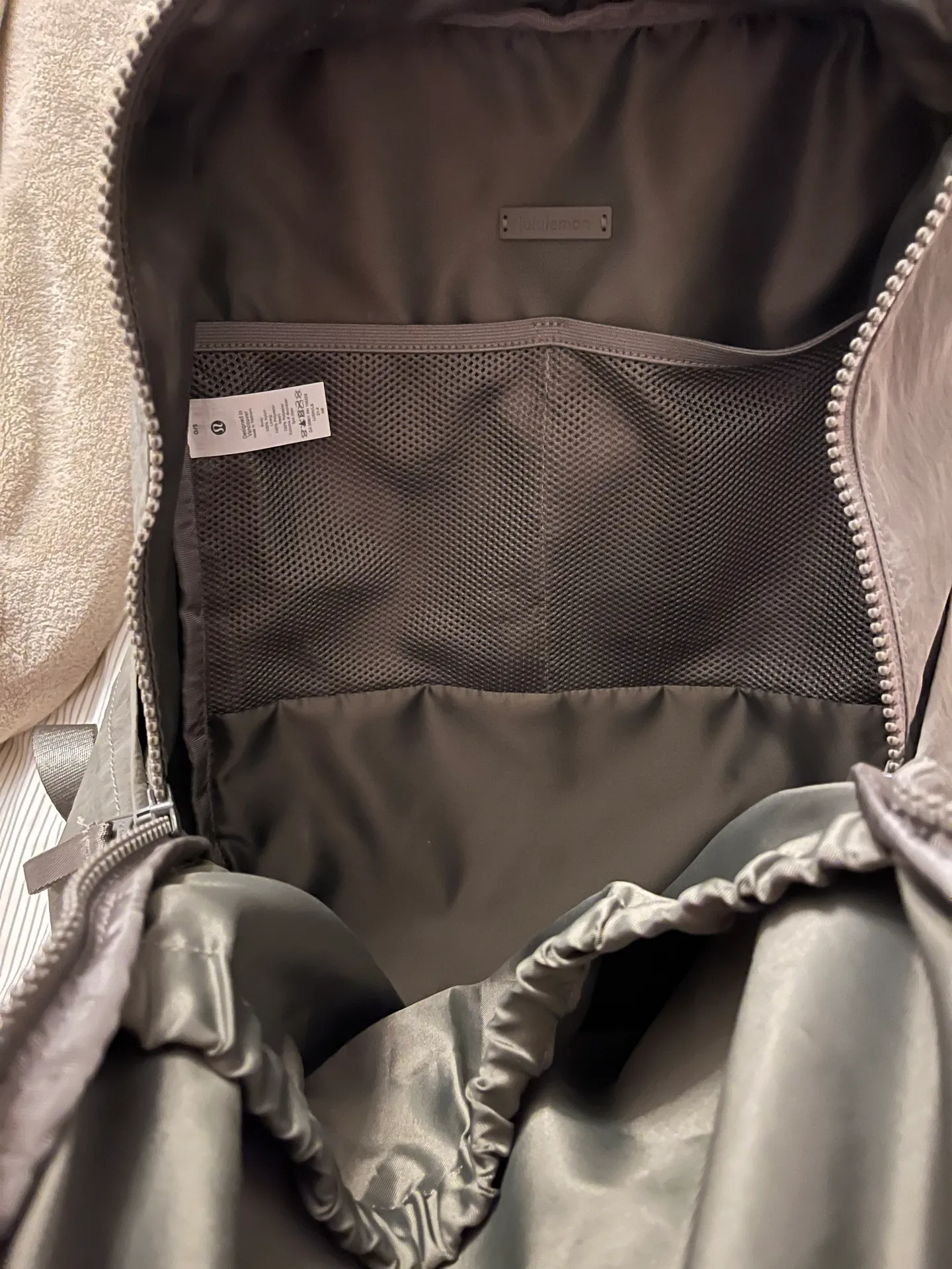 Lululemon Everyday backpack 2.0 - Image 3