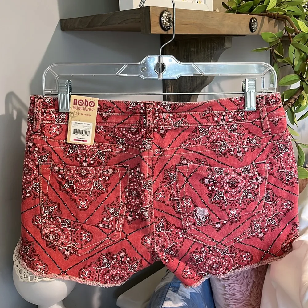 Shorts Bandana Vintage Red Paisley Womens 11 New Crochet Lace - Image 2