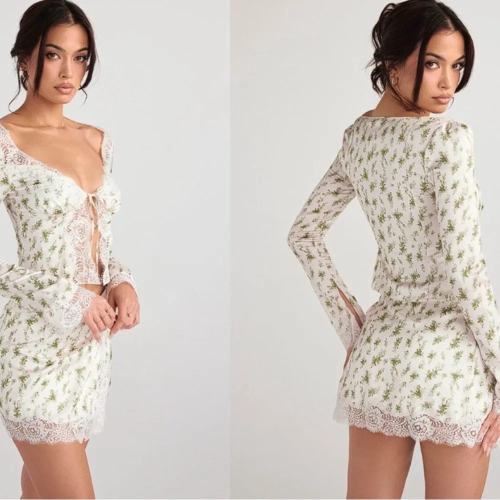 HOUSE OF CB 'Clarissa' Garden Print Lace Trim Top - Image 6