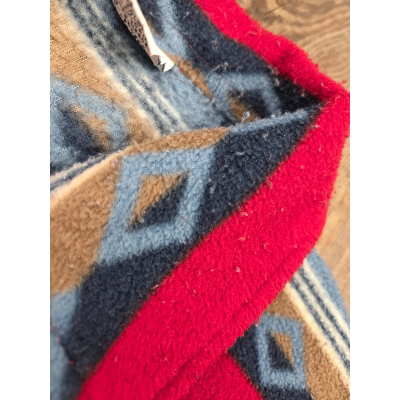 Capacity Petites Medium Red Aztec Southwestern Think Fleece Button Jacket Size undefined - Image 3