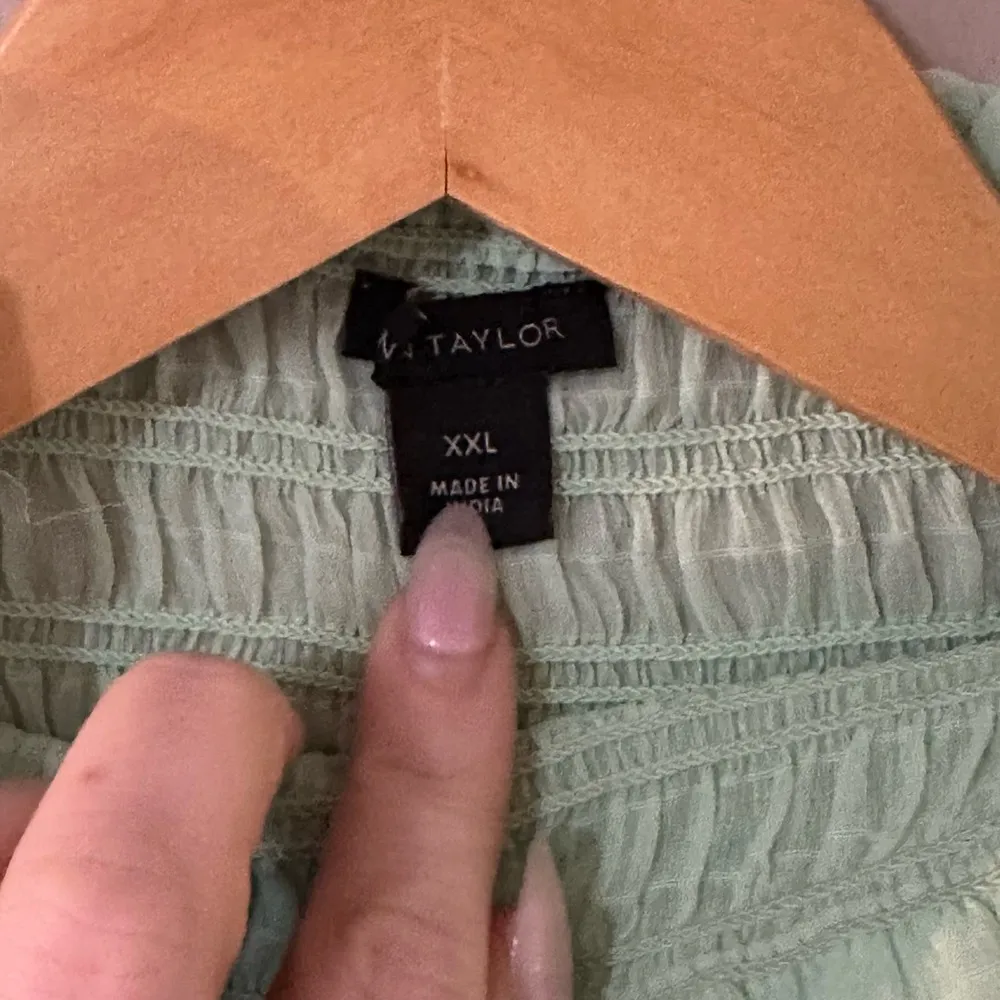 Ann Taylor Smocked Yoke Mock Neck Top Size XXL - Image 5