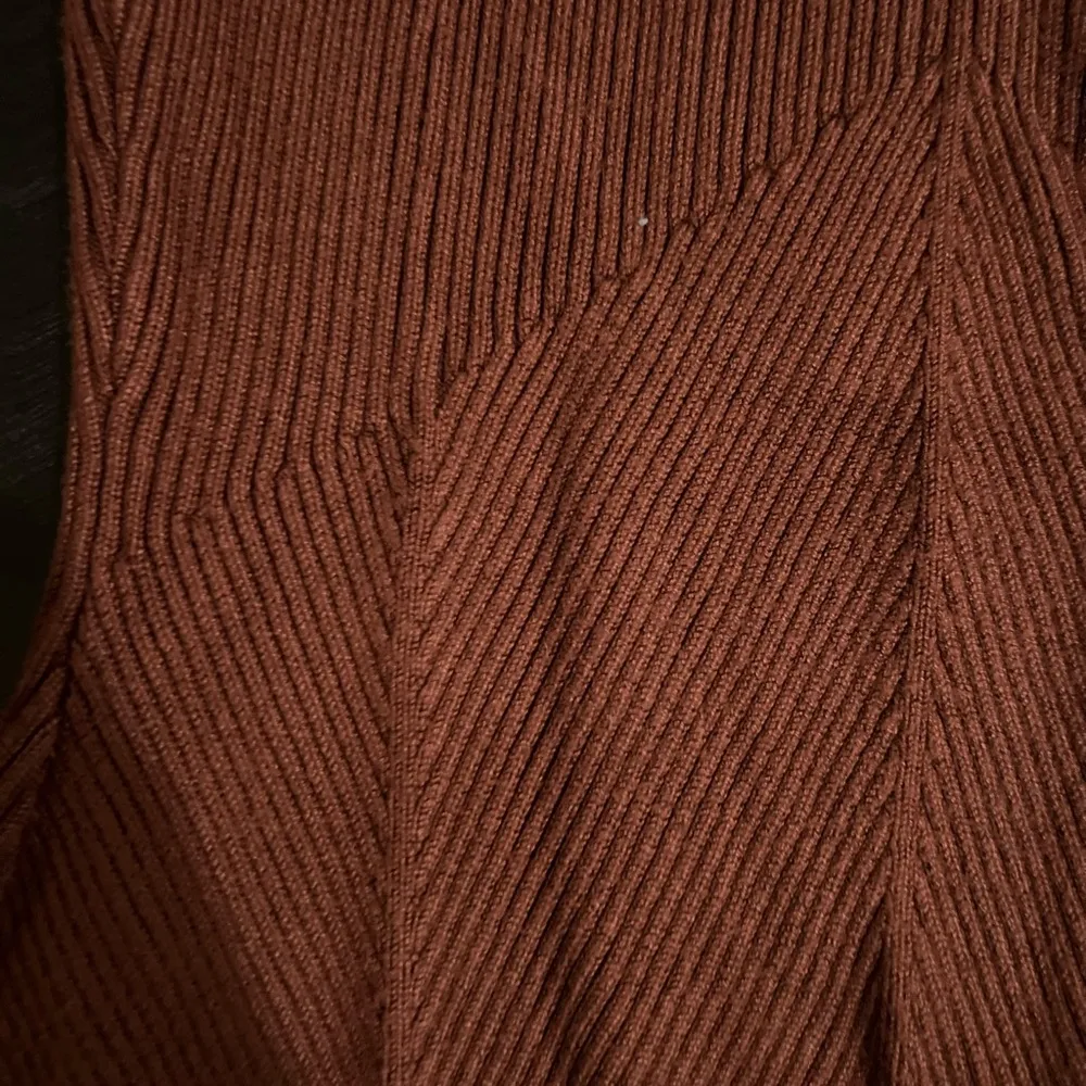 Abercrombie and fitch sweater body suit with beautiful detail at the waist - Image 3