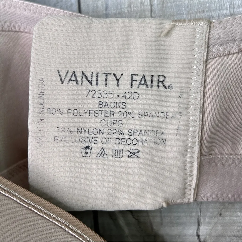 Vanity Fair Size 42 D Model 7233 S Slightly Padded No Wire Tan Bra Adj. Straps - Image 7
