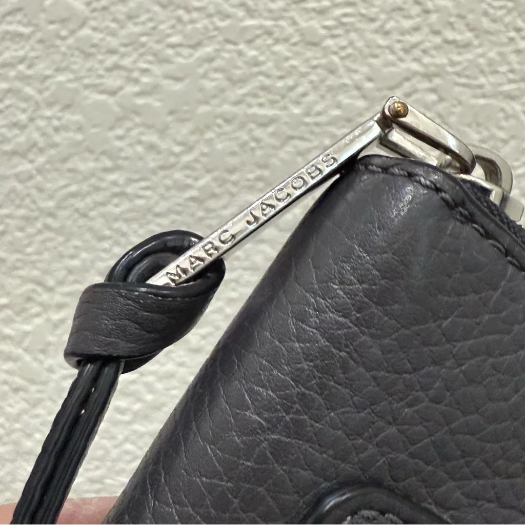 MARC JACOBS New York Gray The Leather Continental Wallet Zip Around Wallet - Image 6