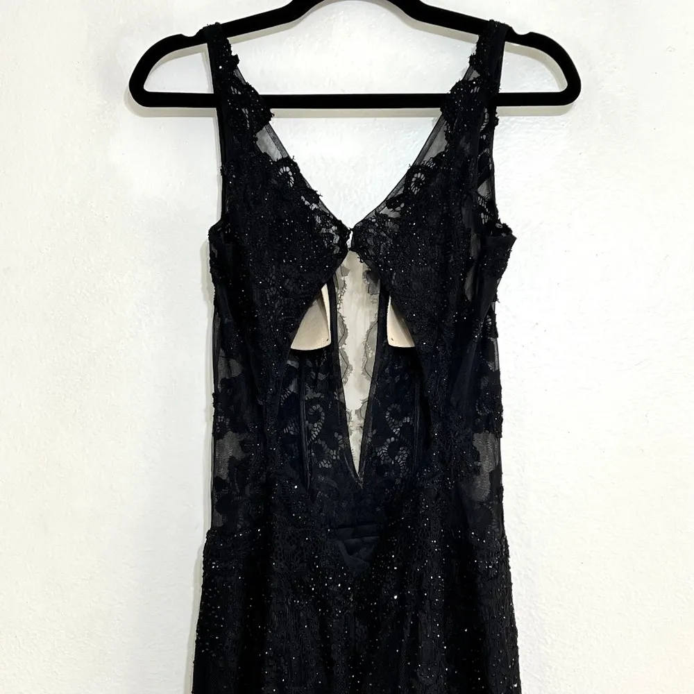 La Femme 28648 Sparkle Lace Plunge Neck Gown - Image 7