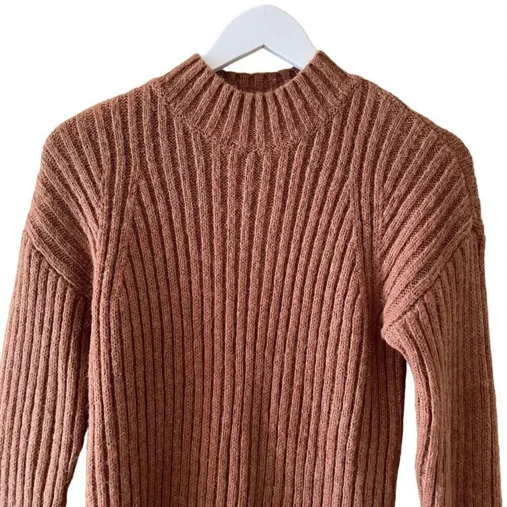 L’Academie REVOLVE Cinnamon Knitted Solid Long Sleeves Cozy Oversized Sweater XS - Image 2