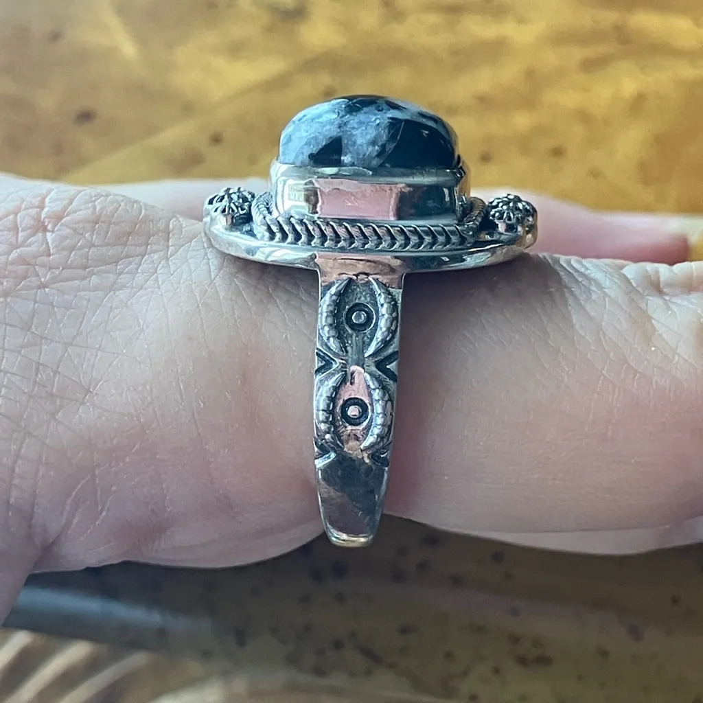 White Buffalo Turquoise Sterling Silver Statement Ring Size 10 - Image 3