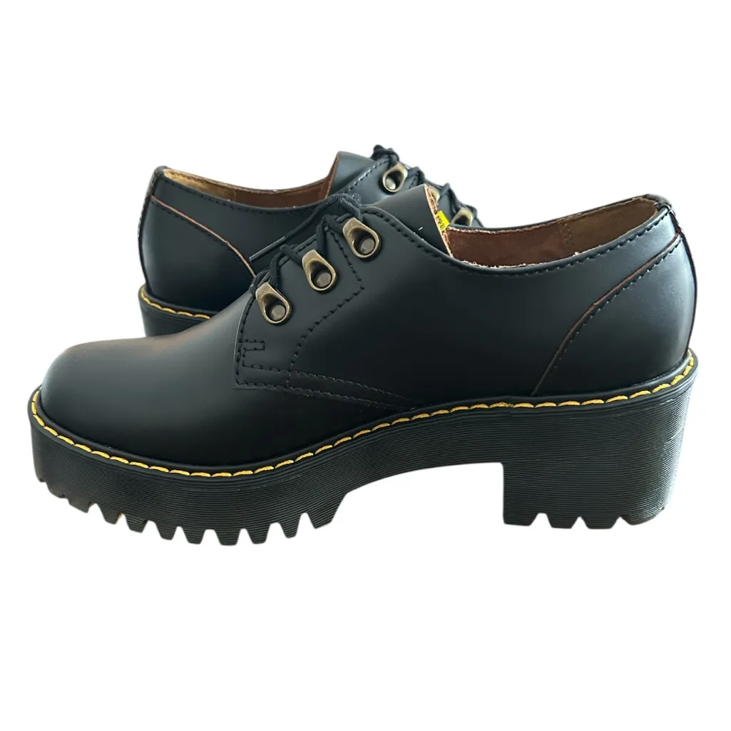 Dr. Martens Women’s Black Leona Lug Sole Platform Derby Shoes NEW in box Size 10 - Image 6
