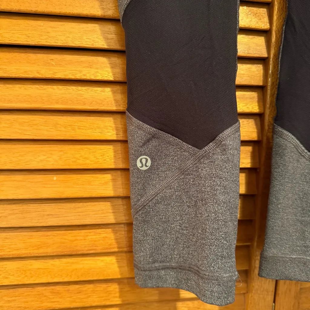 Lululemon Align 28” Grey and Black Athletic Active Leggings Sz 2 - Image 5