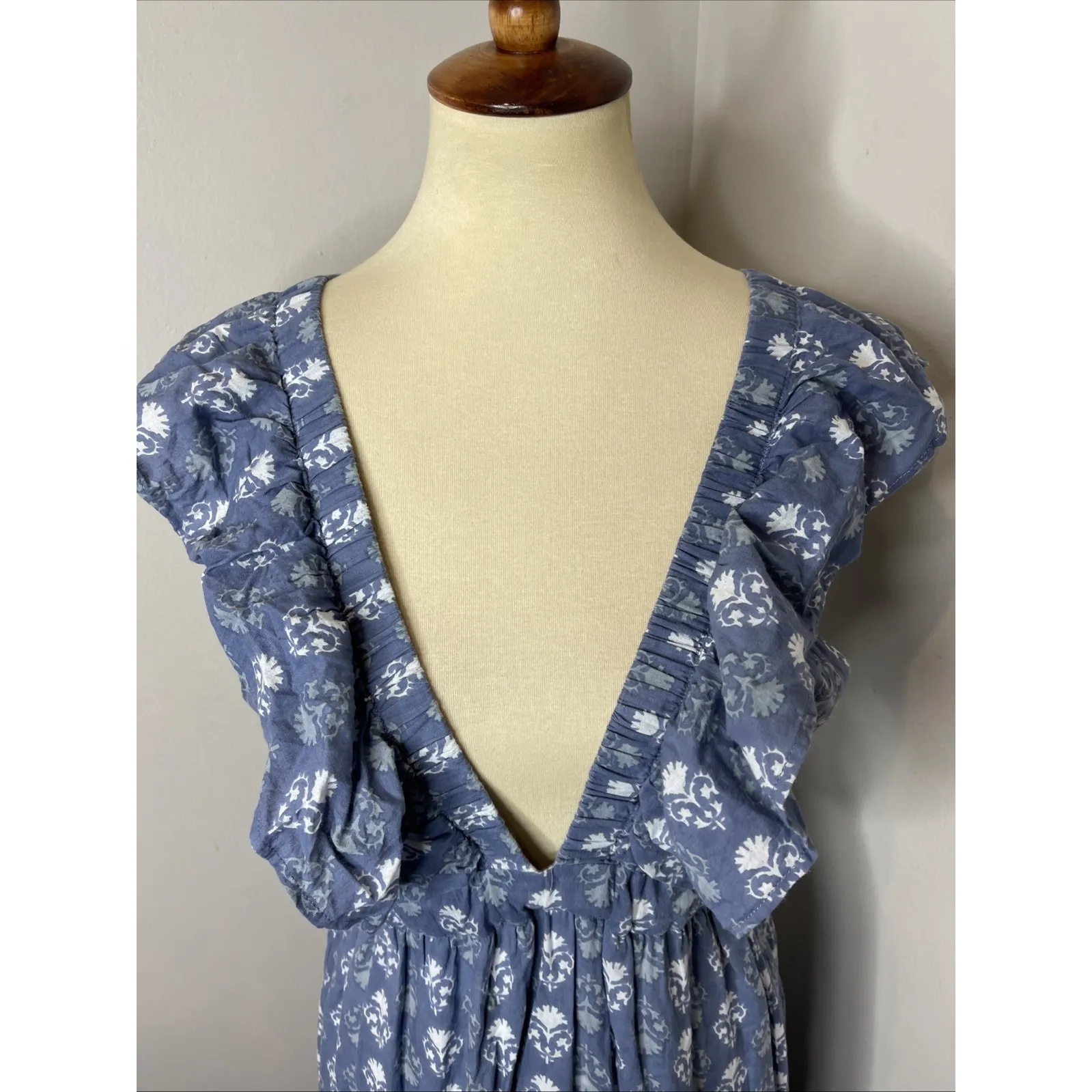 Madison Mathews Blue Floral Block Print Sleeveless Drop Waist‎ Maxi Dress Medium - Image 5