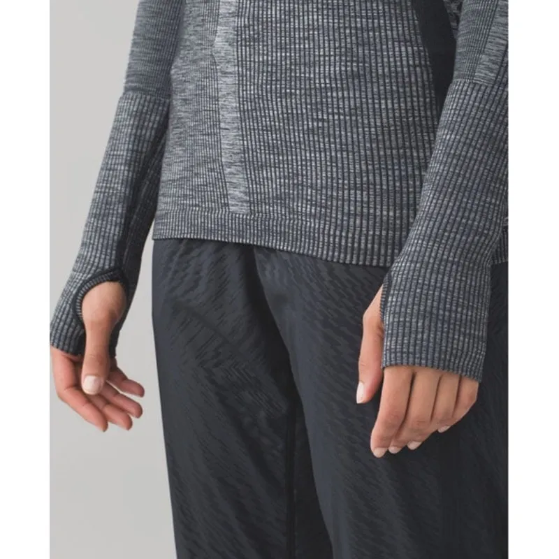 Lululemon Rest Less Pullover Gray Heathered Black Seamless Long Sleeve M/L - Image 12