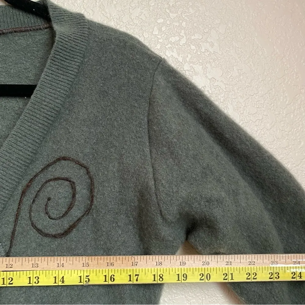 Patchwork cashmere wrap dress sweater brown floral embroidered size medium/large - Image 5