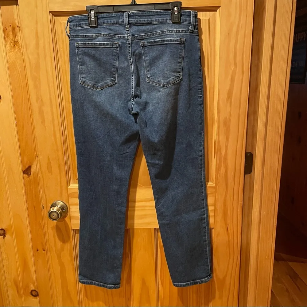 STS blue women’s Darren mid rise jeans size 31 (10-12) used in good condition - Image 2