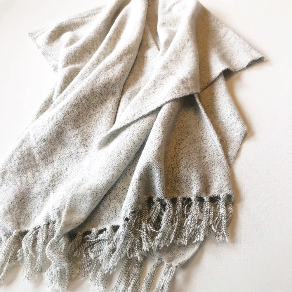 Universal Thread Cape Cardigan Scarf Sweater - Image 3