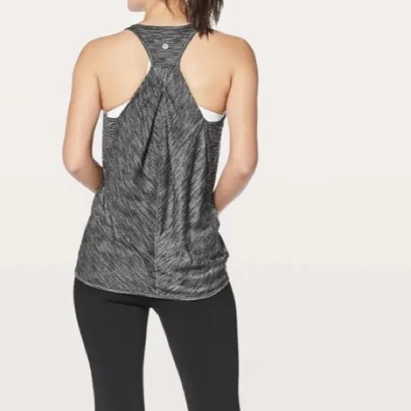 Lululemon Heathered grey and white essential tank - Image 2