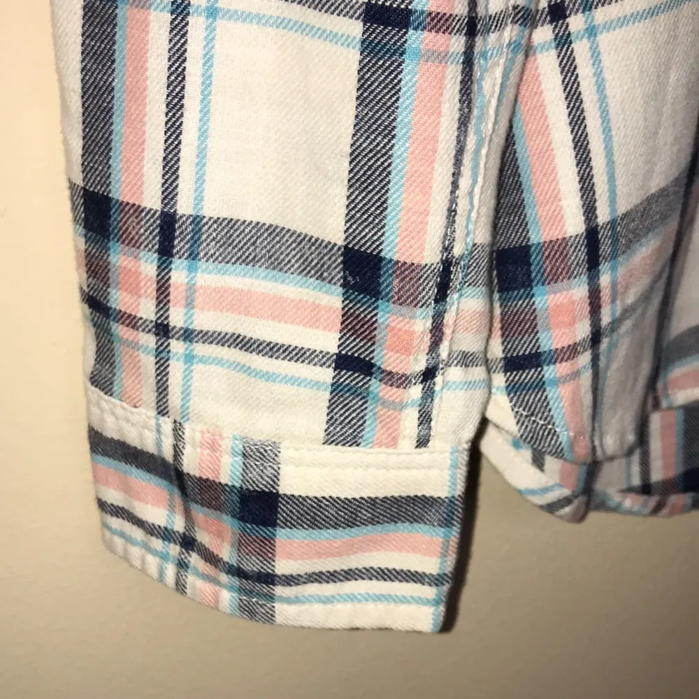 American Eagle Women’s Boyfriend Fit Plaid Long Sleeve Button-Up Shirt - Image 5