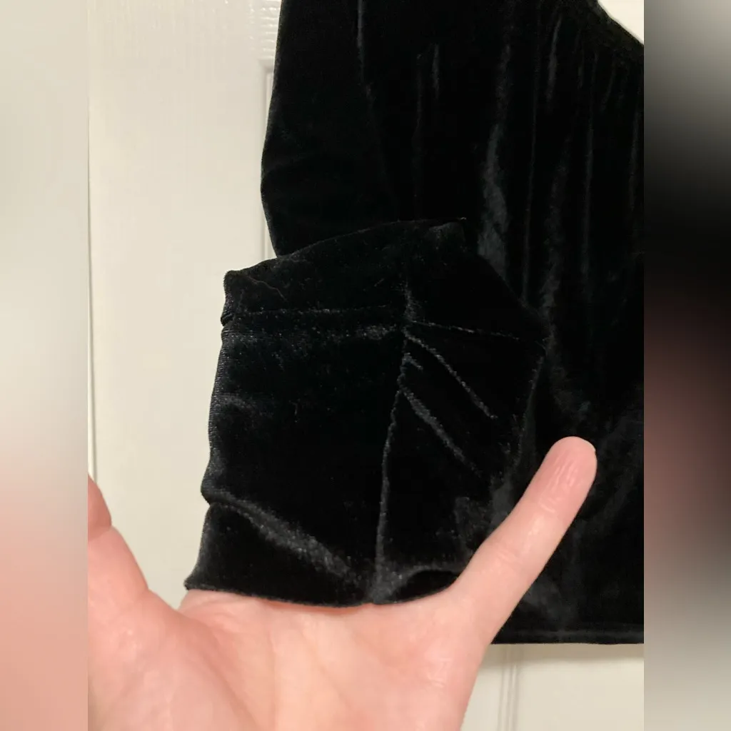 Nasty Gal Black Velvet Scoop Neck Cropped Long Sleeve Blouse Top - Image 7