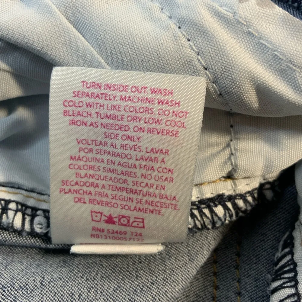 NoBo Women’s Jean Shorts Denim Juniors Size 3, 2 Button slight stretch Blue - Image 6