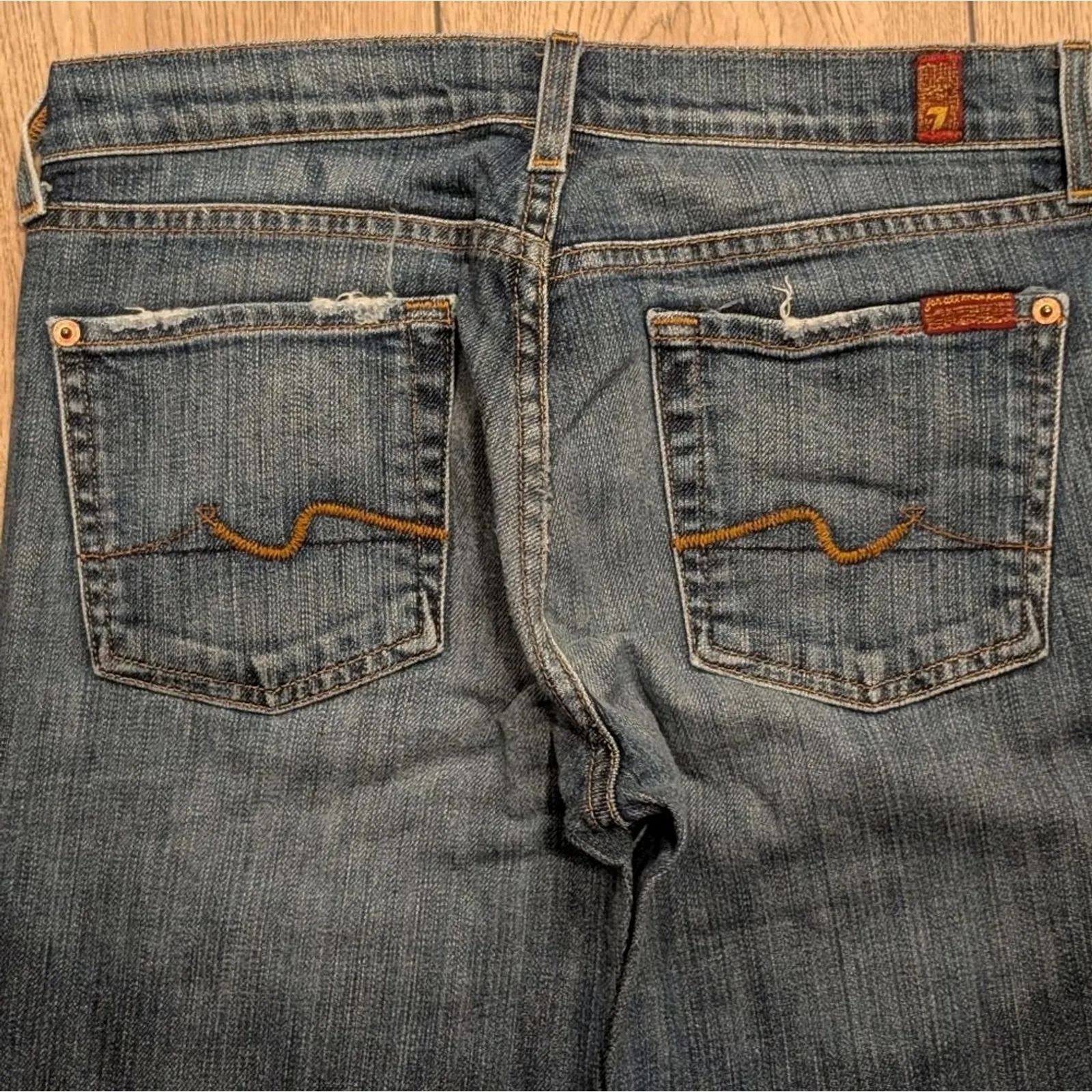 7 For All Mankind Womens 28 Bootcut Jeans Designer Denim Dark Faded Wash USA - Image 4