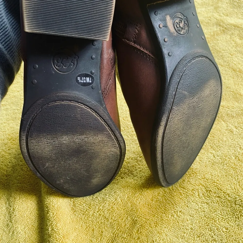 Lucky Brand 🍀 Soft and Sleek Brown Leather Giddy Up Boots with Side Zip - Image 7