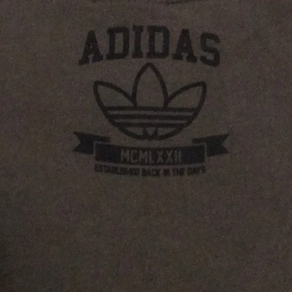 Adidas T-shirt Peace - Image 3