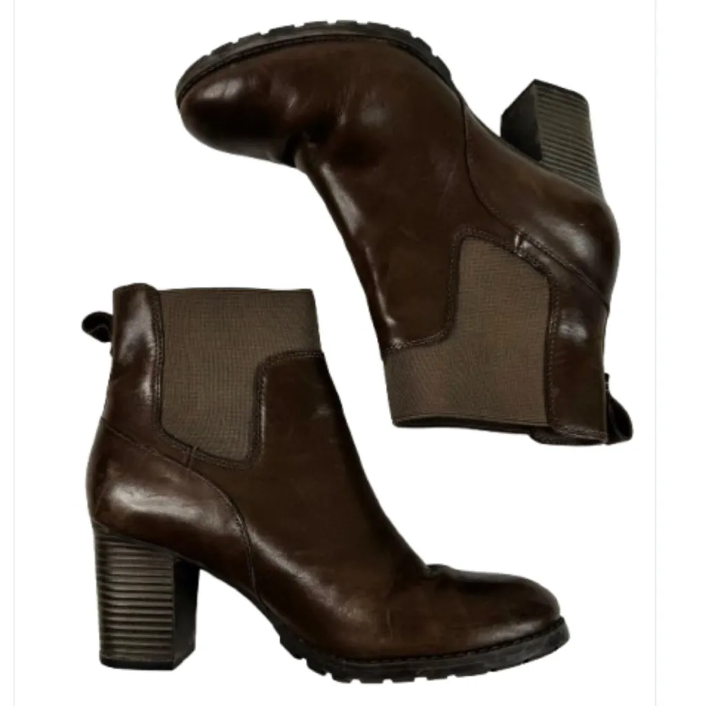 Clark’s Verona Brown Ankle Boots Size 7 - Image 4