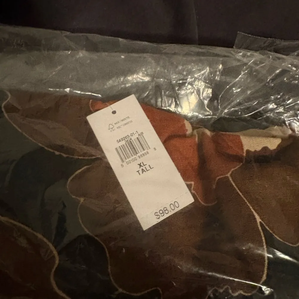 Gorgeous GAP Floral Halter Dress in Black and Brown - Image 4