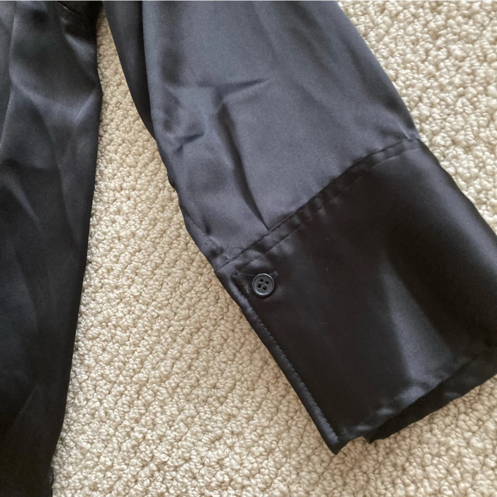 H&M Oversized Silky Button Down Blouse Size Medium Black Long Sleeve Like New - Image 8