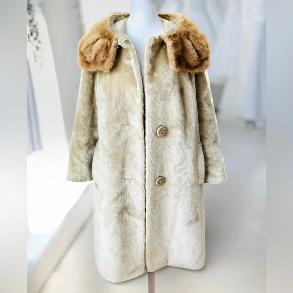Vintage Brazotta Blond Light Ivory Mink Fur Portrait Collar Faux Fur Dress Coat Tan Size M - Image 16