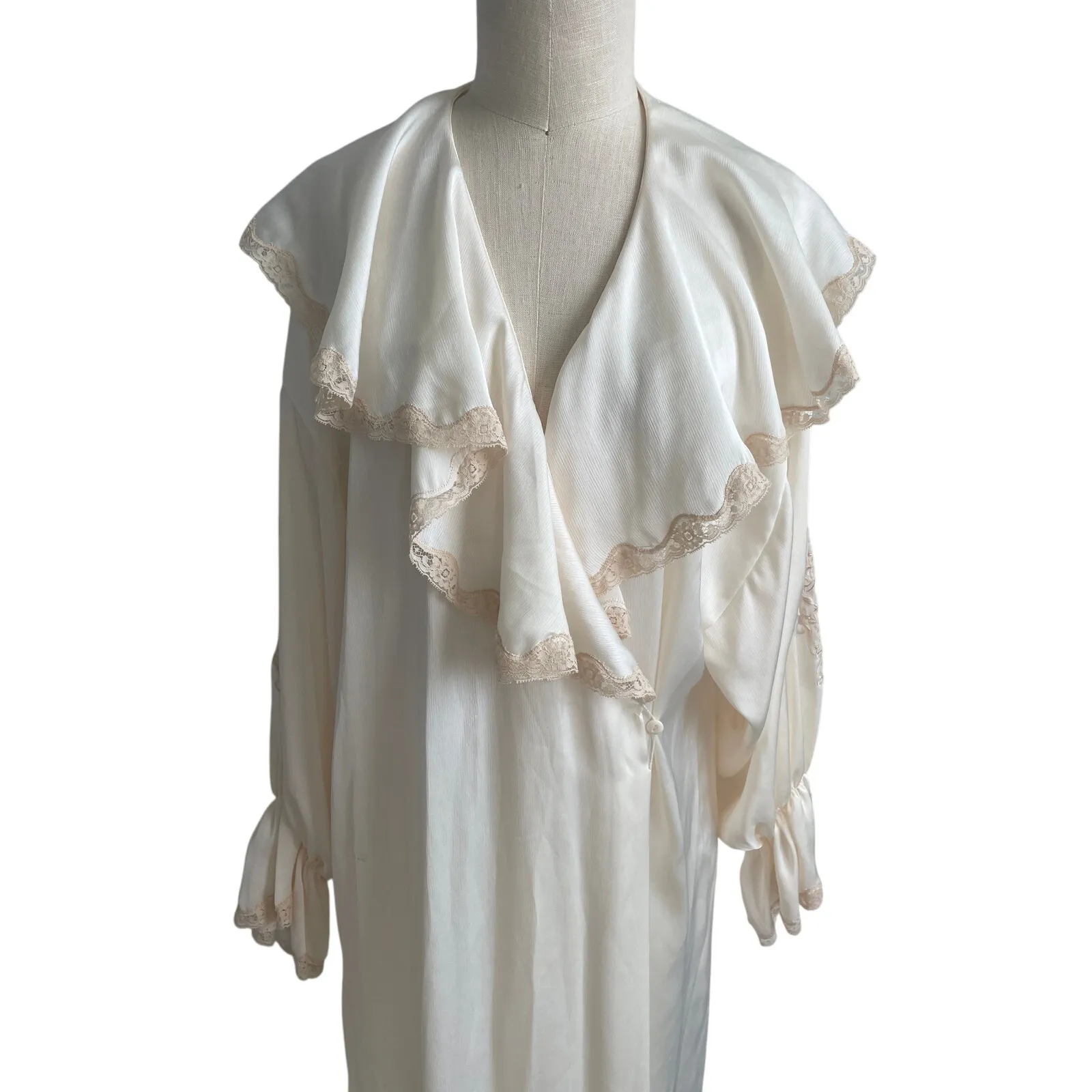 Vintage Etienne Cream Lace Trim Robe Women’s Small Elegant Satin Peignoir Yellow - Image 3