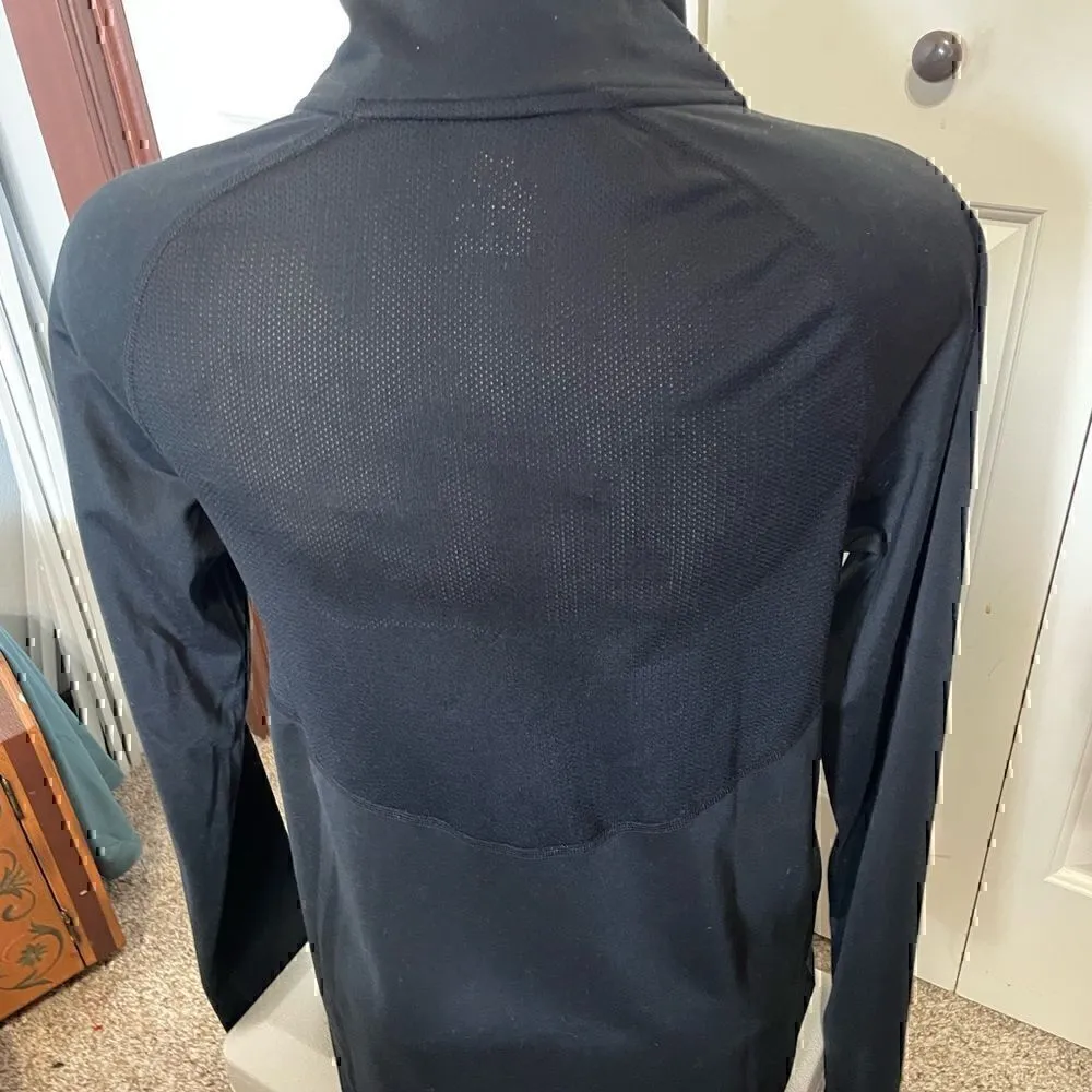 Nike DriFit Iowa Hawkeyes Womens Medium Half ZIP Pullover - Image 3