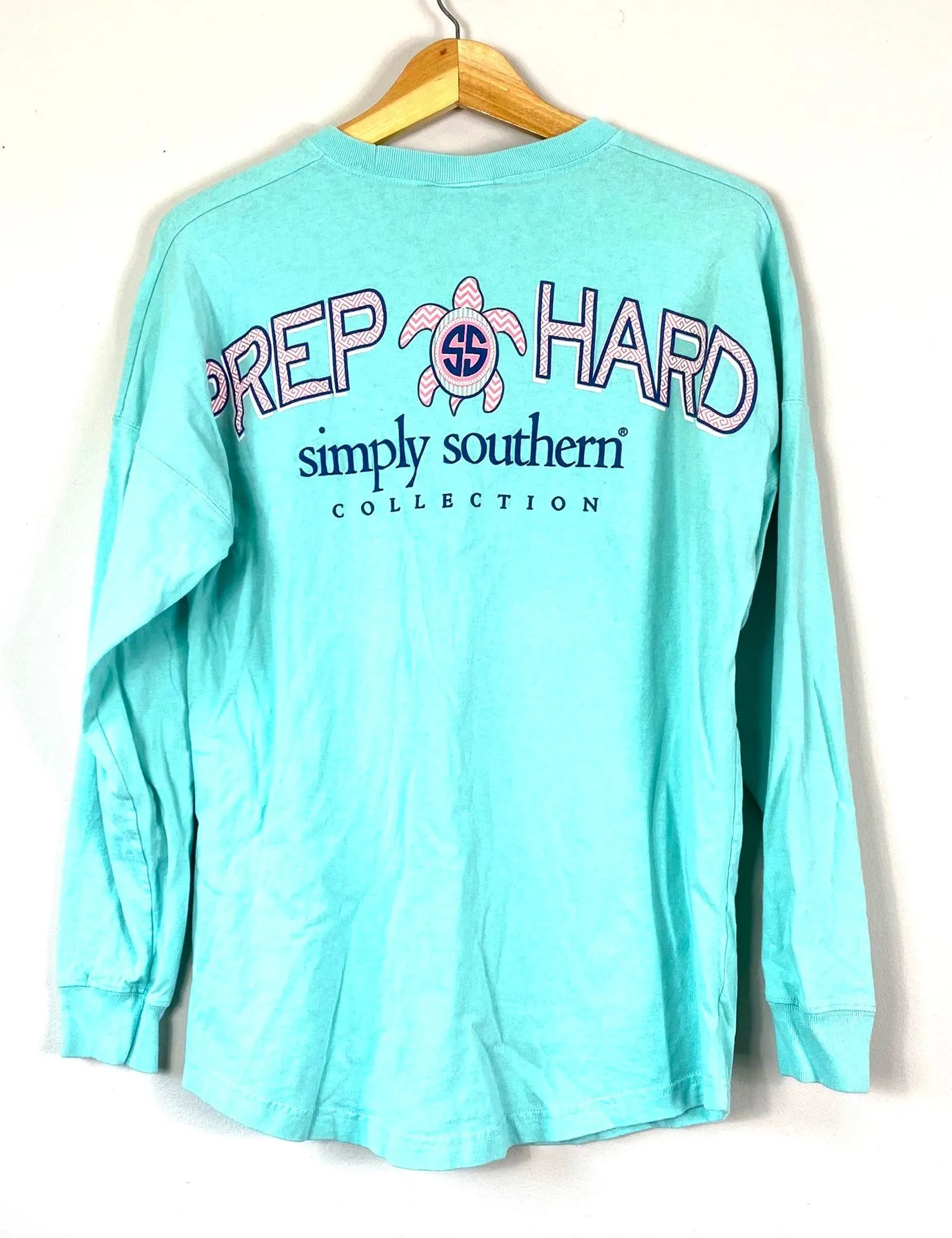 Simply Southern Prep Hard Shirt S - Image 2
