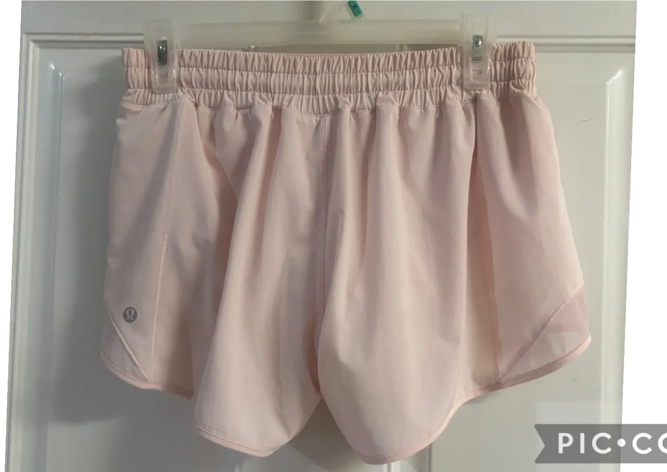 Size 8 Lululemon Flush Pink Hotty Hot High-Rise Lined 4" Short.inseam - Image 2