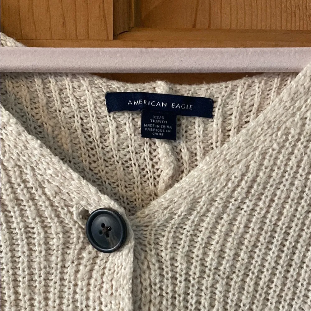 American Eagle Size Extra Small XS Women's Teen Girl Cream Button-Up Sweater - Image 2