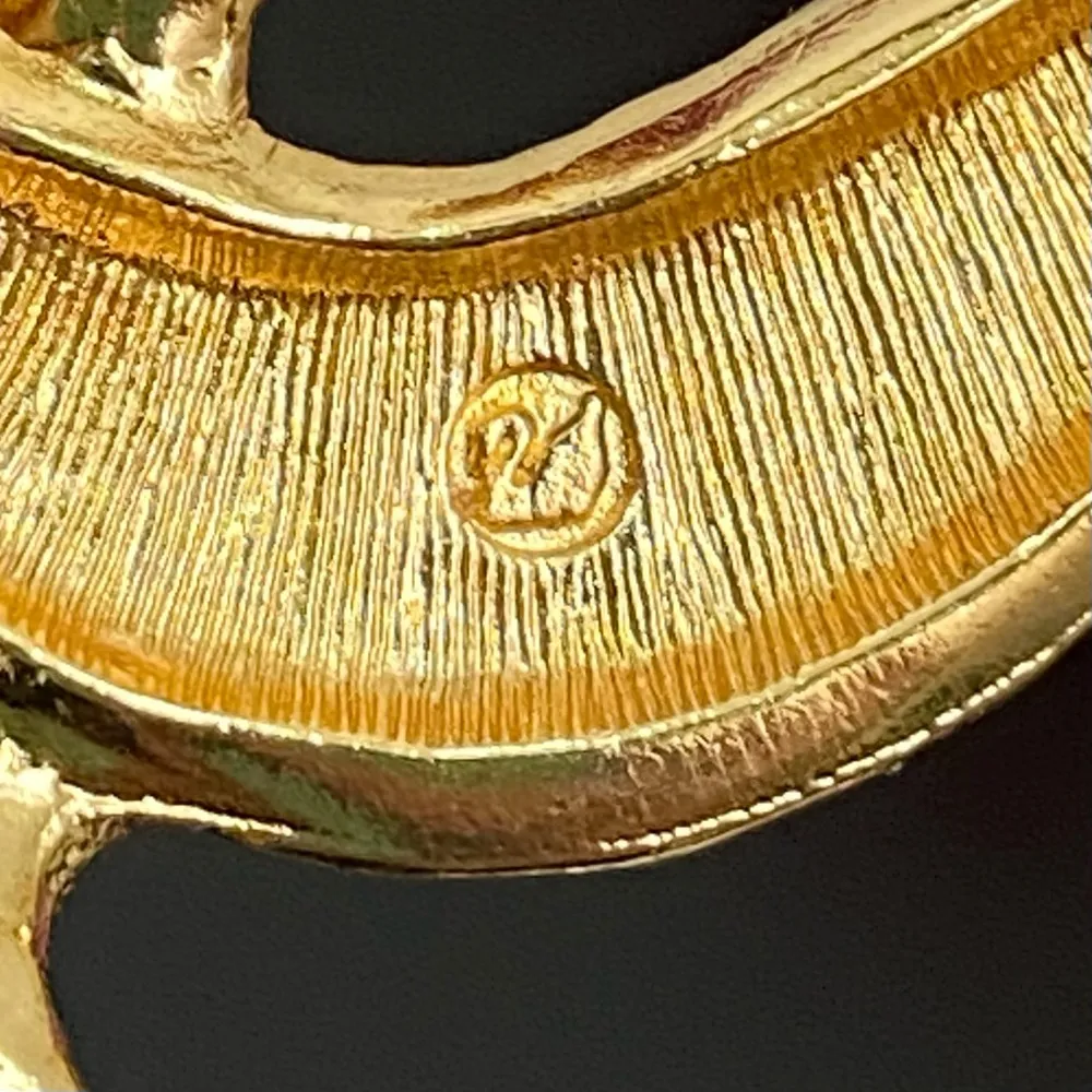 Vintage SWAROVSKI Crystal Swan Signed Gold tone Lizard Gecko Salamader Brooch - Image 14