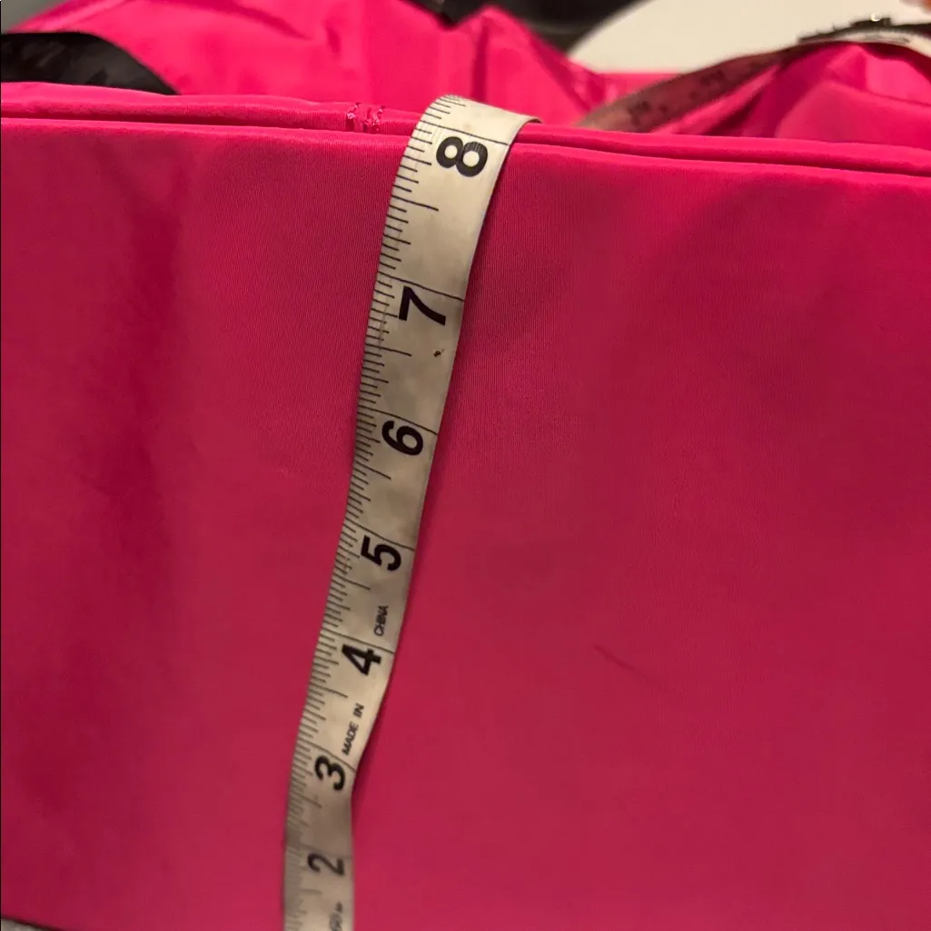 STEVE MADDEN BRIGHT PINK NYLON WEEKENDER BAG 3 COMPARTMENTS 2 FRONT POCKETS - Image 16