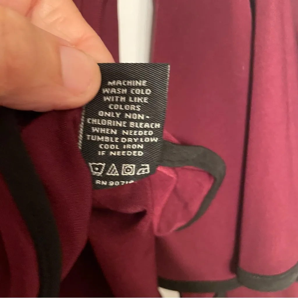 Sam & Jess Maroon Women’s Wine Contrast Trim Round Hem Bell Sleeve Blouse Top M Red Size M - Image 5