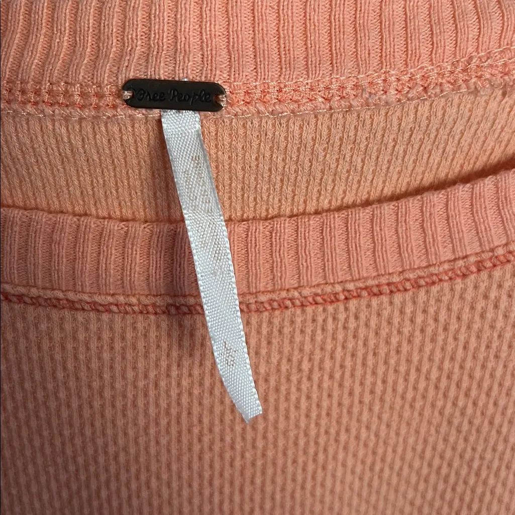 Free People in The Mix Cuff Thermal Top Desert Orange Peach Large - Image 5