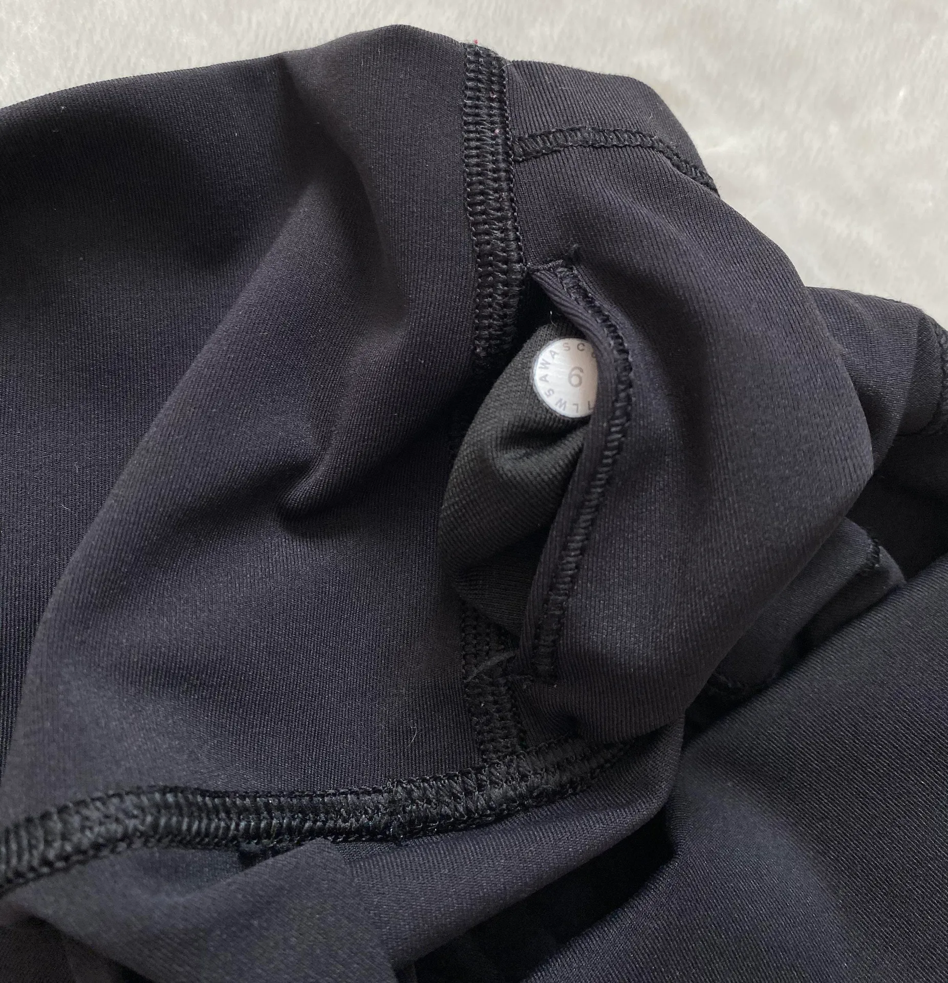 Lululemon Leggings - Image 3