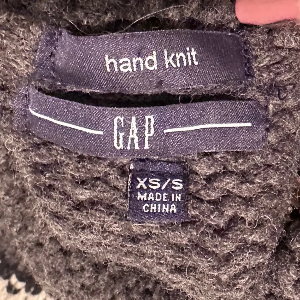 Gap Gray Fair Isle Hand Knit Lambswool Shawl Size XS/S - Image 3