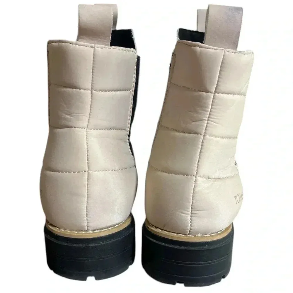 TOMS Skylar Sahara Suede 8.5 Chelsea Ankle Boots Quilted Detail Lug Sole Pull On - Image 3