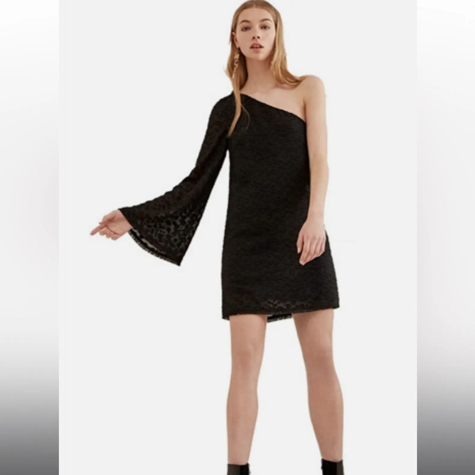 C/Meo Collective white Static Space Long Sleeve Mini Dress - Image 2