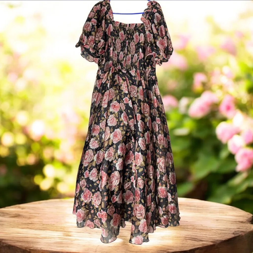 IVY CITY CO. NWT Black & Pink
Floral Smocked Puff Sleeve Maxi
Dress - Image 9