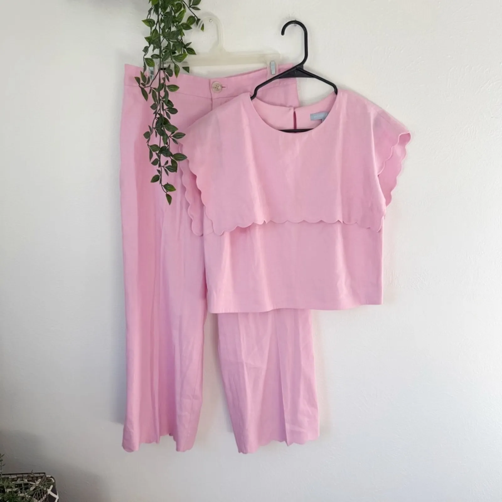 Antonio Melani x Jennifer Sumko Scalloped Top & Pants Set Sz 8 - Image 3