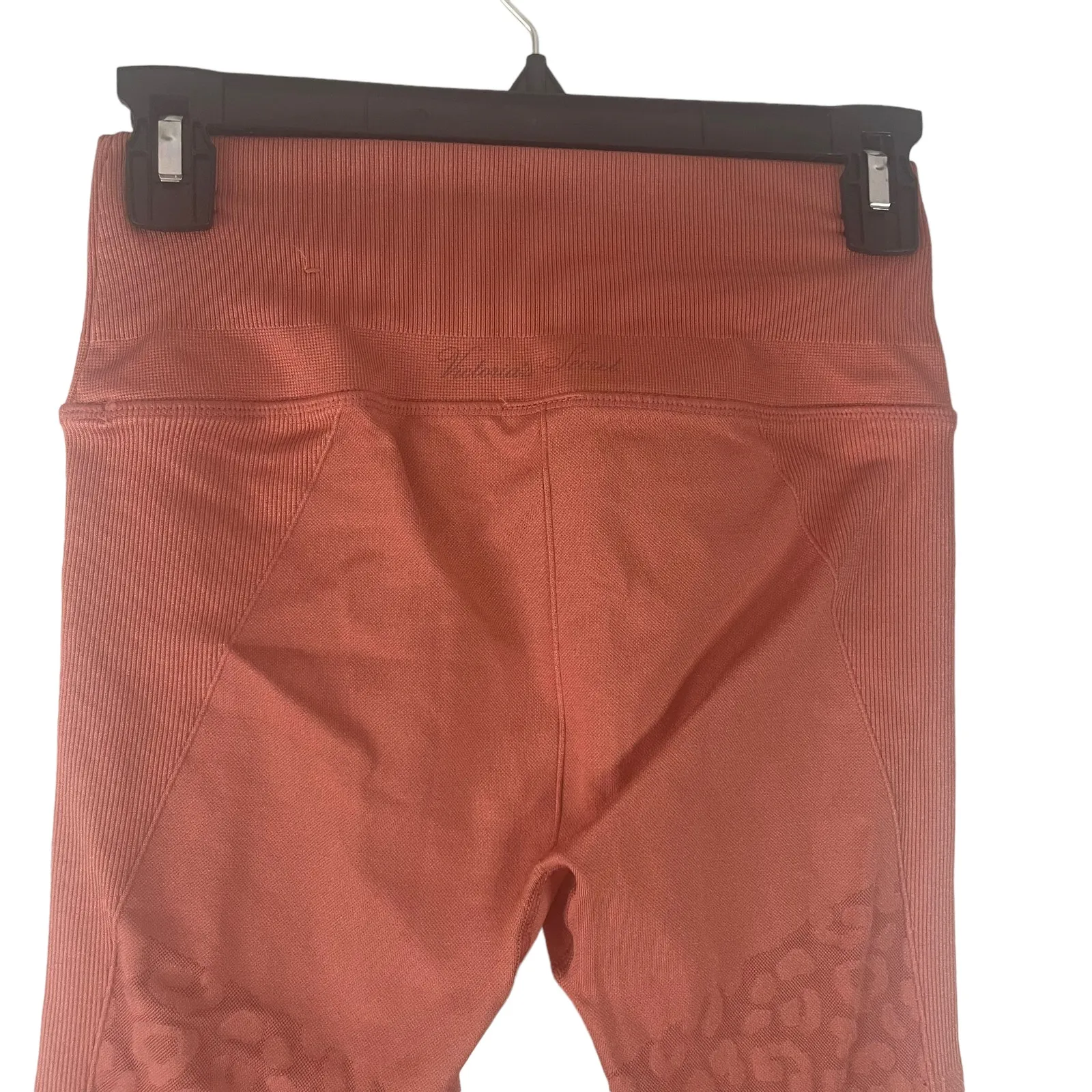 Victoria's Secret Size Medium‎ Salmon Pink Cross Waist Cheetah Print Leggings - Image 8