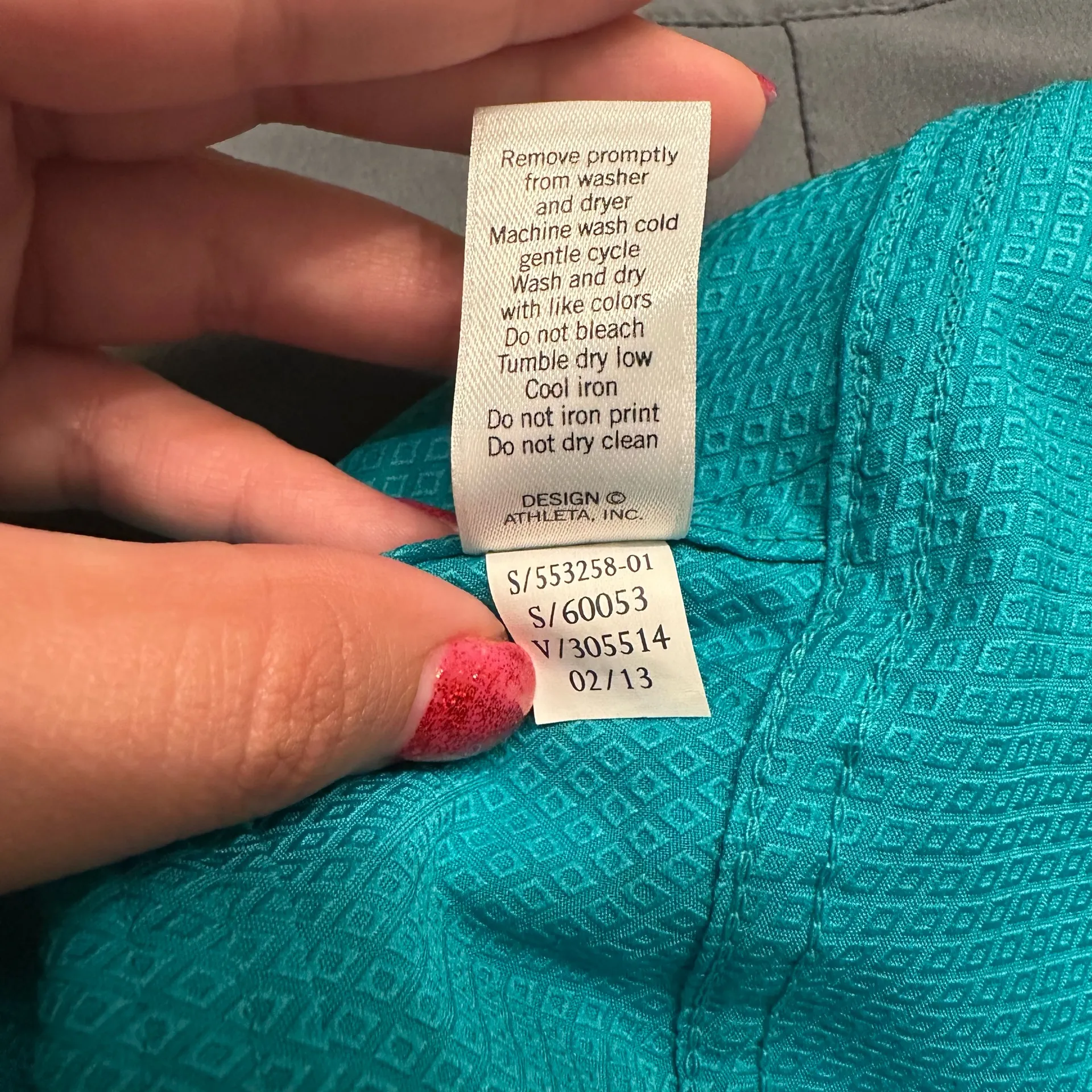 Athleta Teal Board Shorts with Yellow Drawstring Size 10 - Image 6