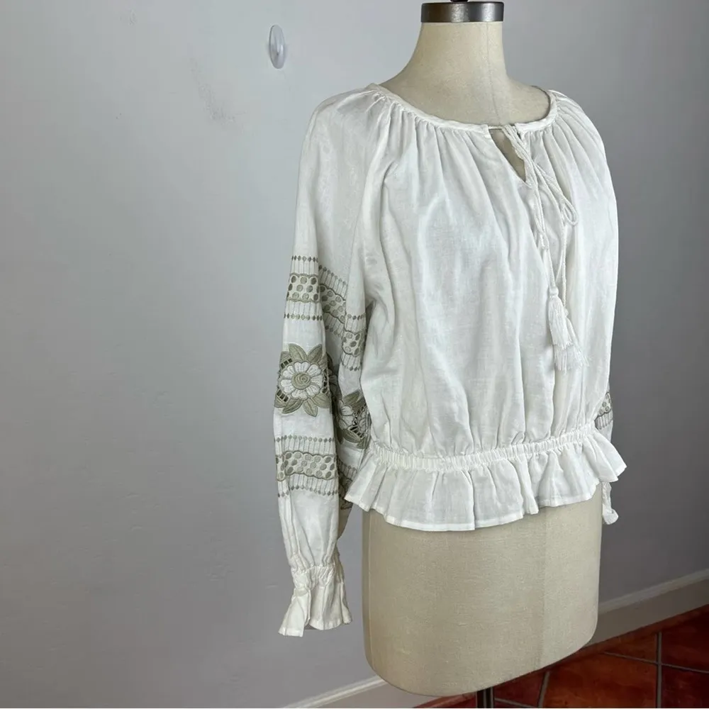 Anthropologie Eri + Ali White Embroidered Peasant Blouse - Image 2