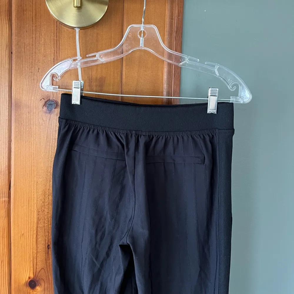 Athleta Brooklyn Mid Rise Ankle Pant- Black- Size 0 - Image 5