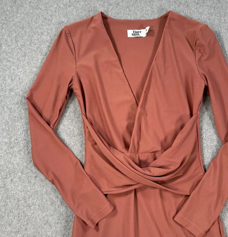 Tiger Mist Over & Under Minidress Long Sleeve Size X-Small V-Neck Bodycon - Image 4